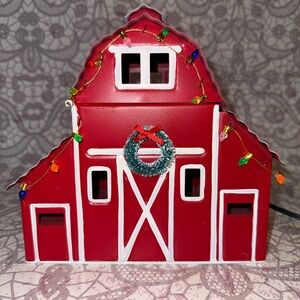SCENTY Christmas barn house wax warmer